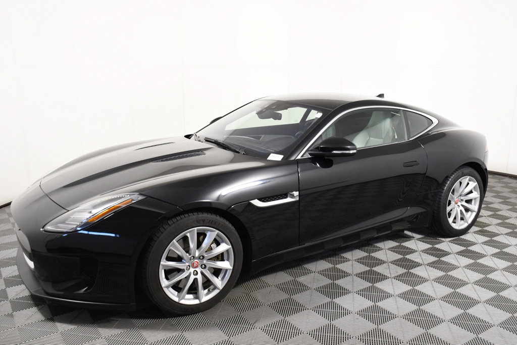 Used 2018 Jaguar F-TYPE Coupe RWD image 2