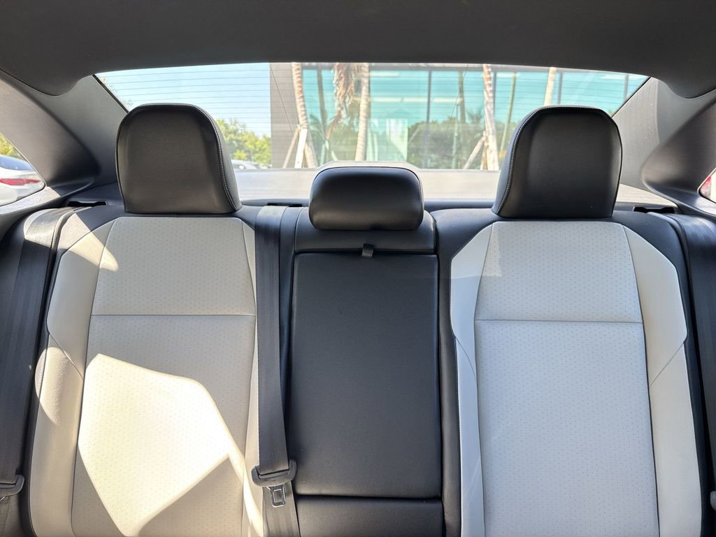 Used 2019 Volkswagen Jetta R-Line w/ R-Line Cold Weather Package image 19