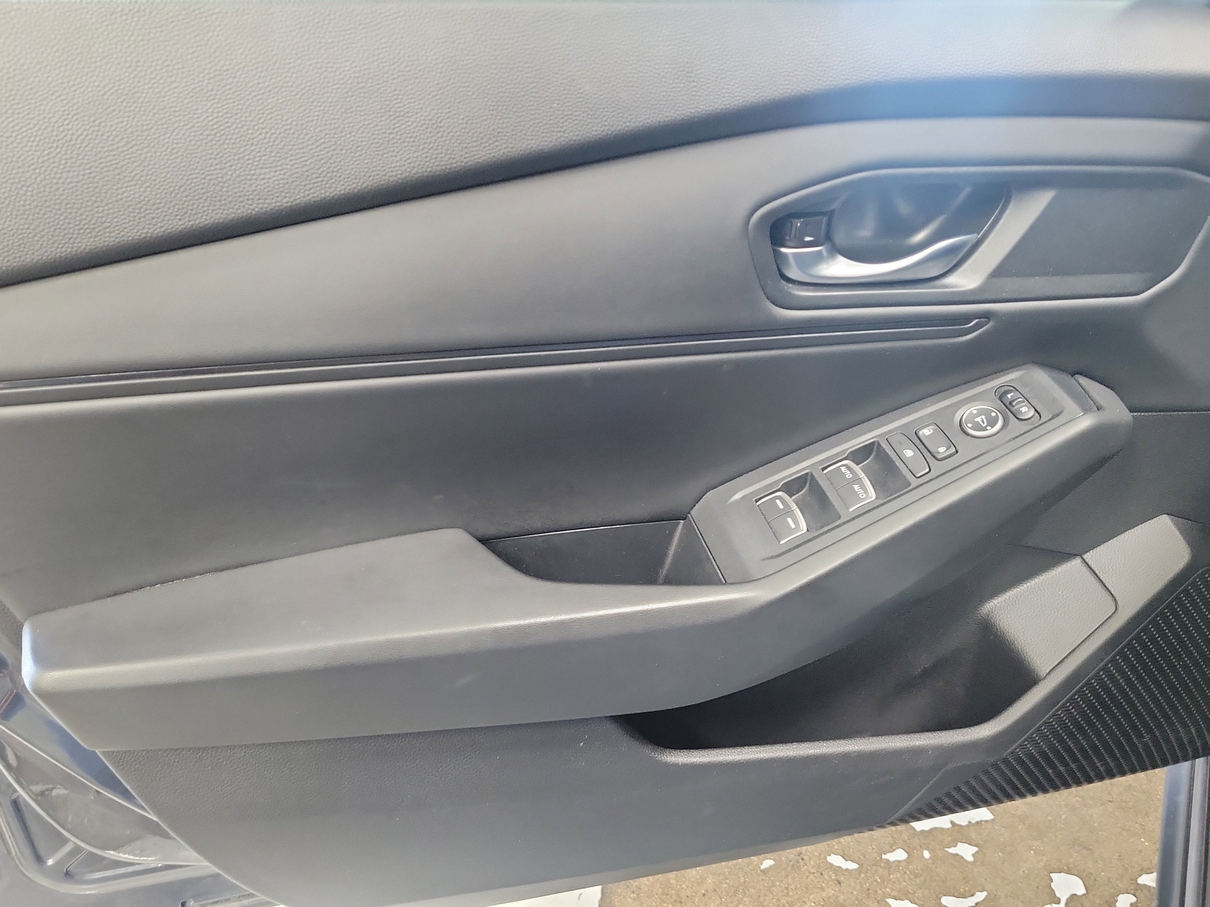 Used 2024 Honda Accord EX image 19