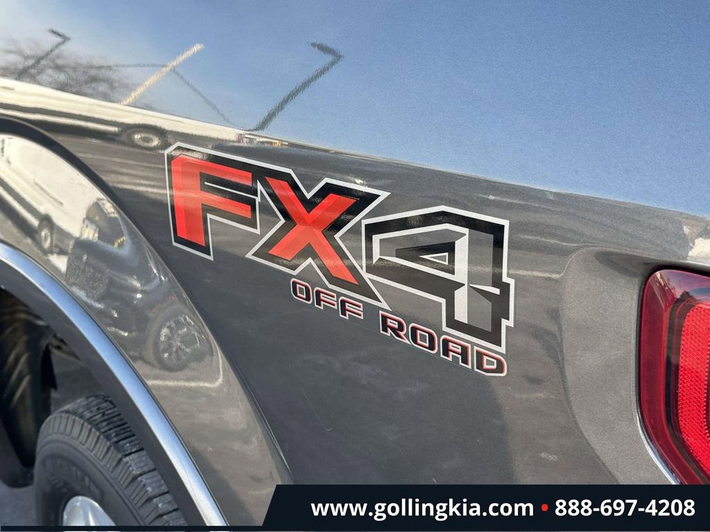 Used 2017 Ford F150 Platinum w/ Equipment Group 701A Luxury AWD/4WD image 10