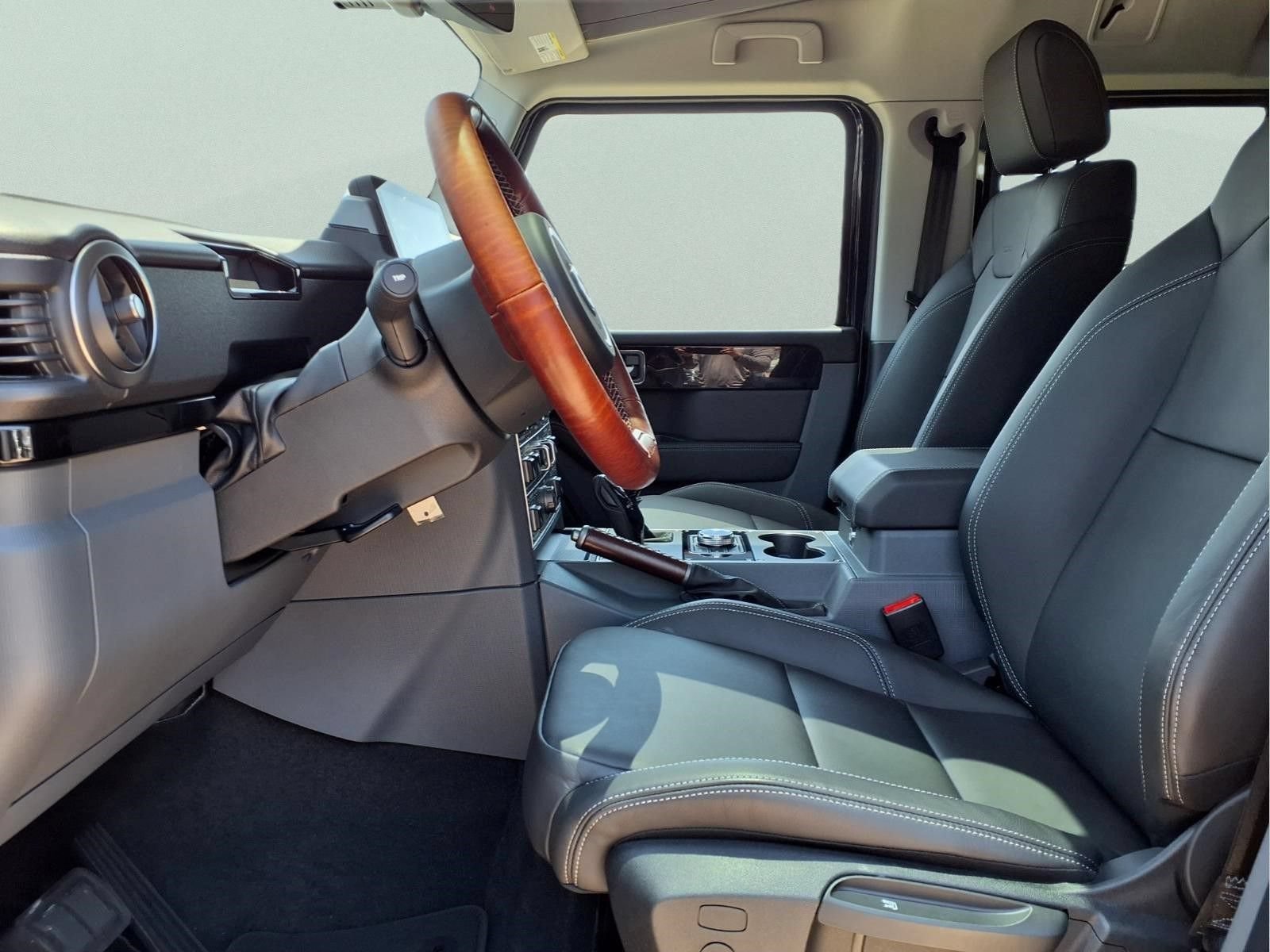 New 2026 INEOS Grenadier Station Wagon AWD/4WD image 9