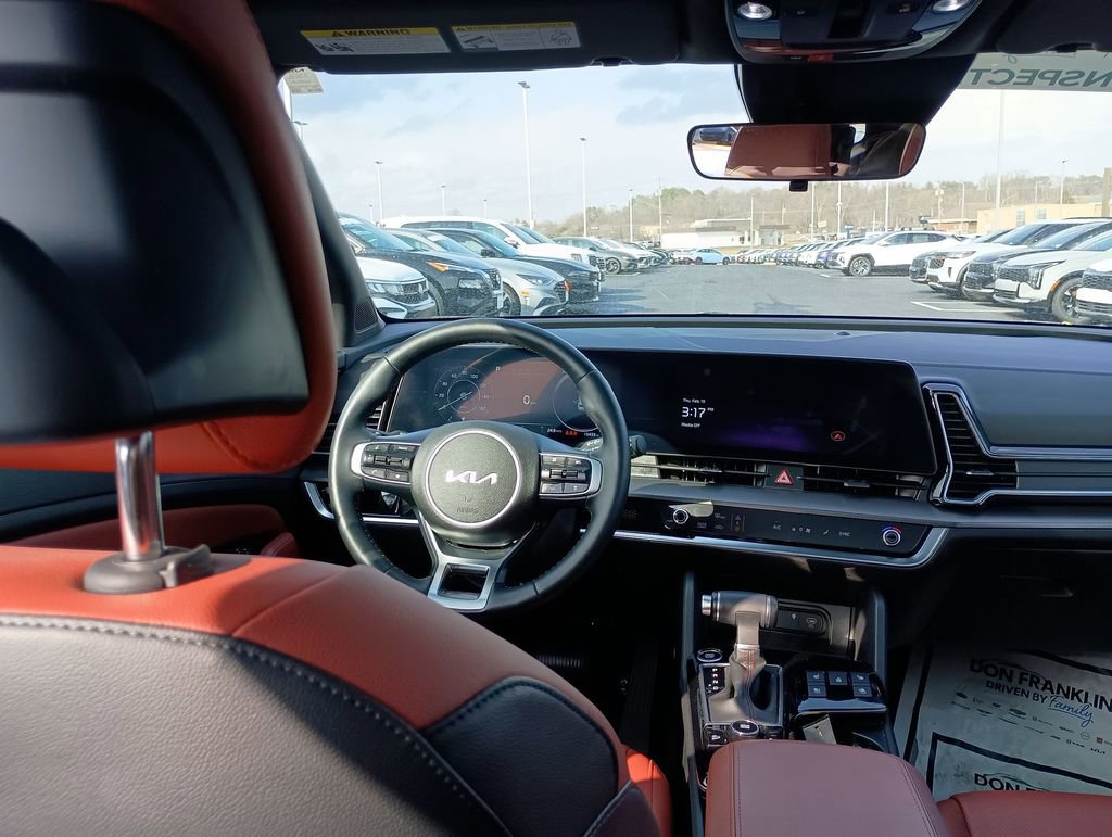 Used 2024 Kia Sportage SX image 12