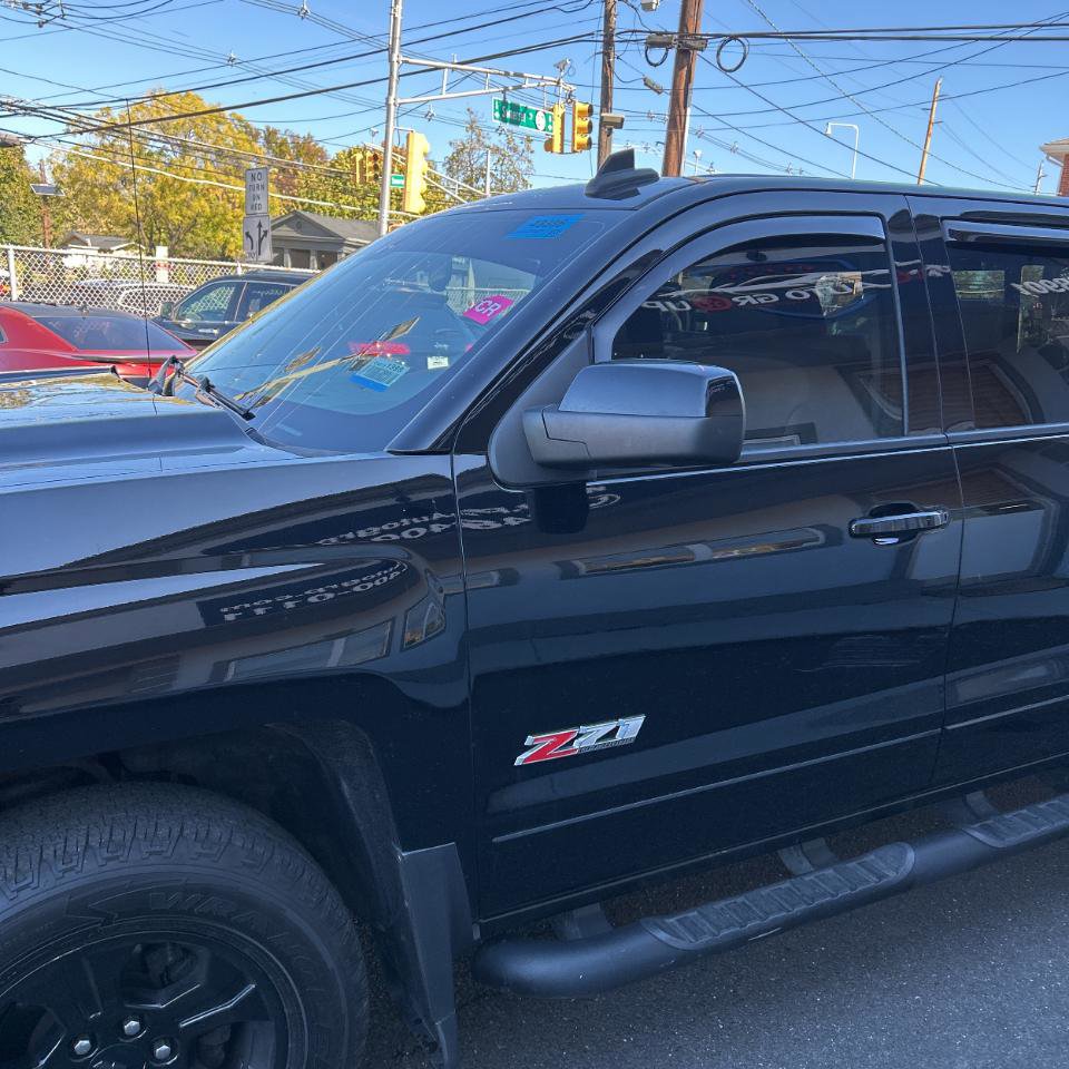 Used 2017 Chevrolet Silverado 1500 LTZ Z71 w/ LTZ Plus Package image 11