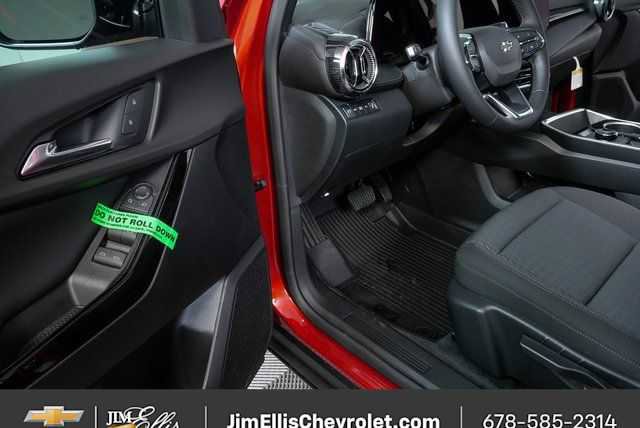 New 2026 Chevrolet Equinox LT w/ Midnight Edition image 7