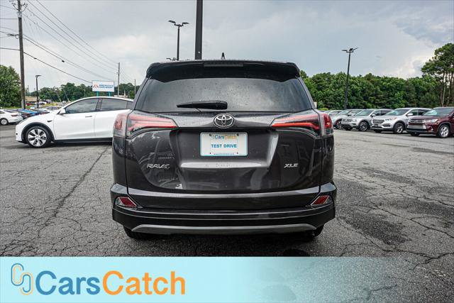 Used 2018 Toyota RAV4 XLE FWD image 14