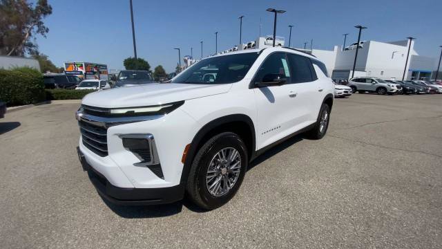 New 2026 Chevrolet Traverse LT w/ Enhanced Driving Package image 4