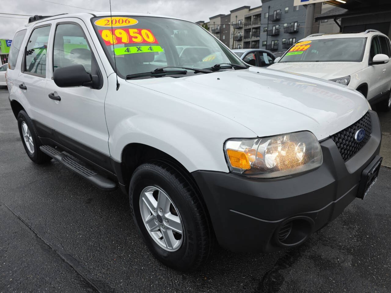 Used 2006 Ford Escape XLS AWD/4WD image 1
