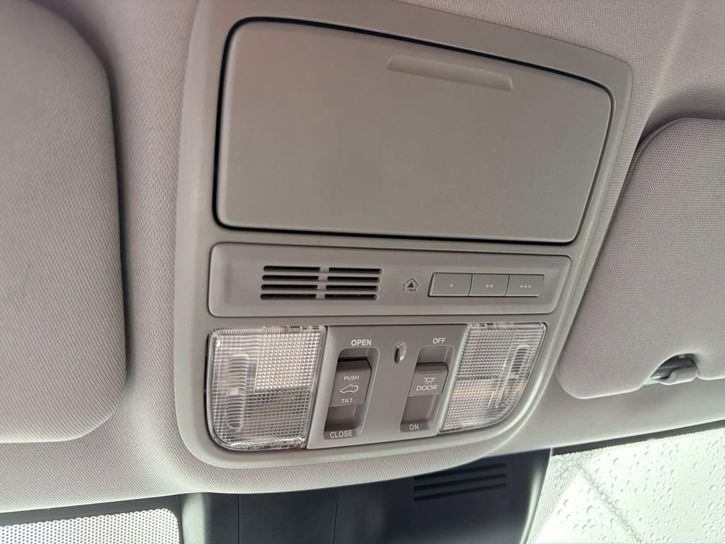 Used 2022 Honda CR-V EX-L image 38