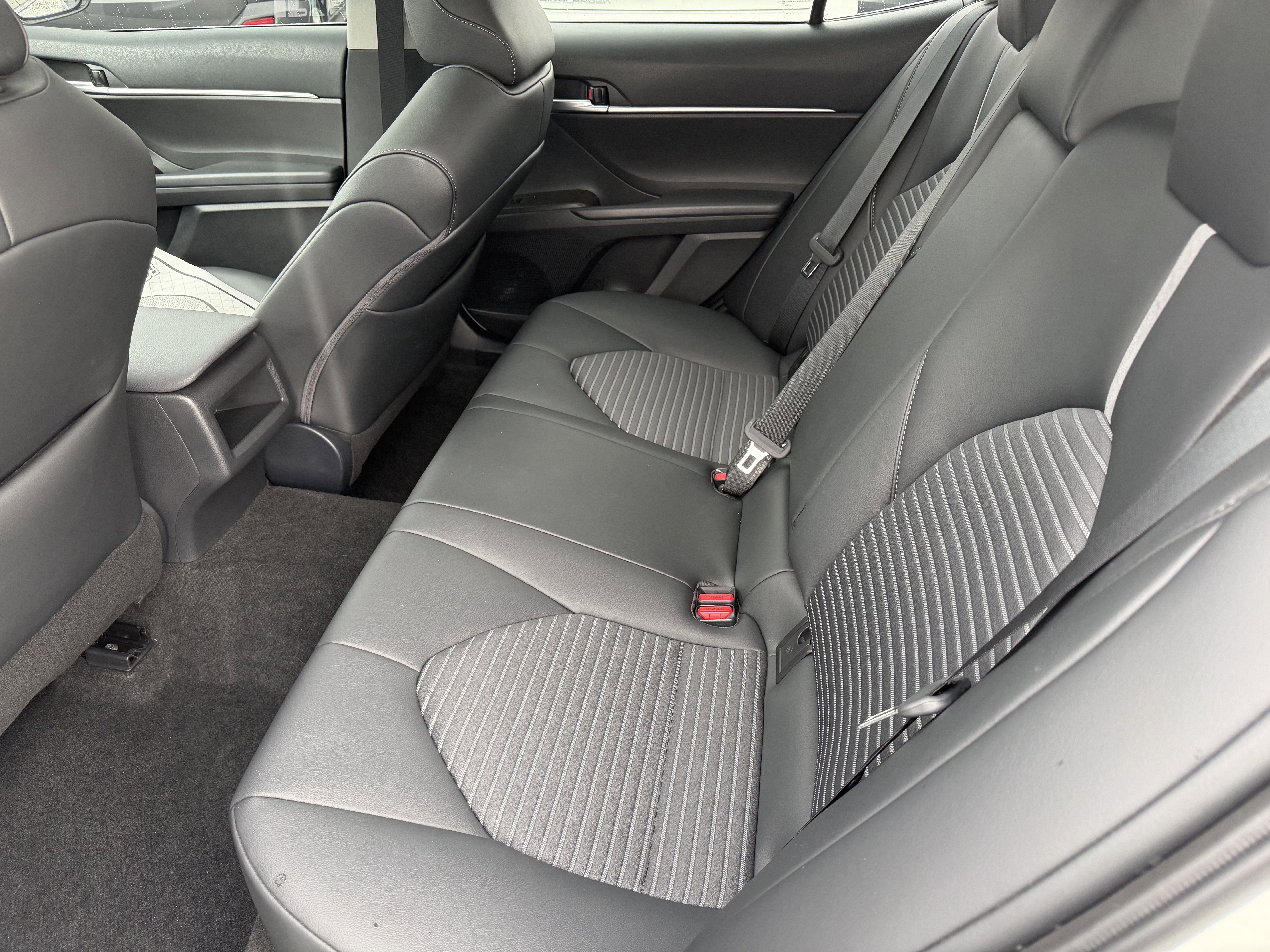 Used 2023 Toyota Camry SE w/ Cold Weather Package AWD/4WD image 25