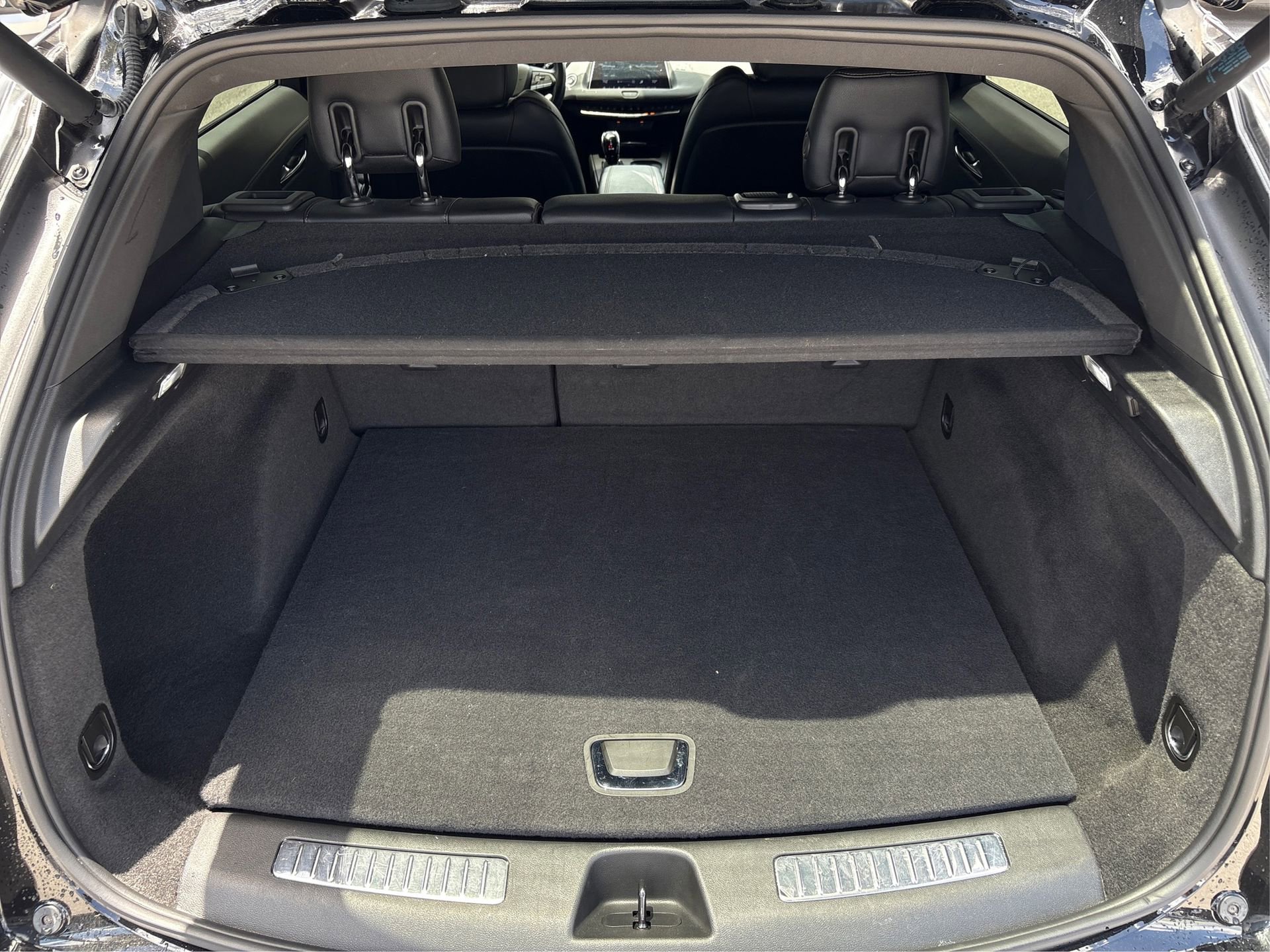 Used 2023 Cadillac XT4 Sport FWD image 11