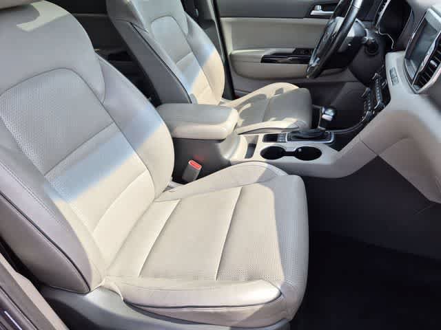 Used 2019 Kia Sportage EX w/ Option Group 040 AWD/4WD image 23