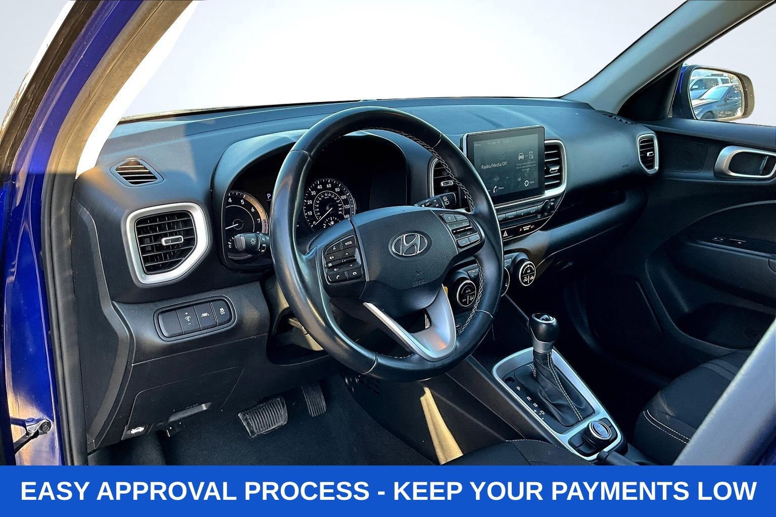 Used 2021 Hyundai Venue SEL FWD image 21