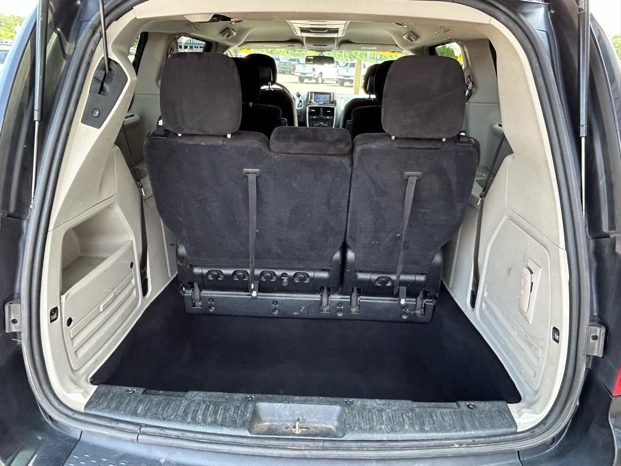 Used 2012 Dodge Grand Caravan Crew w/ Crew Value Pkg FWD image 14