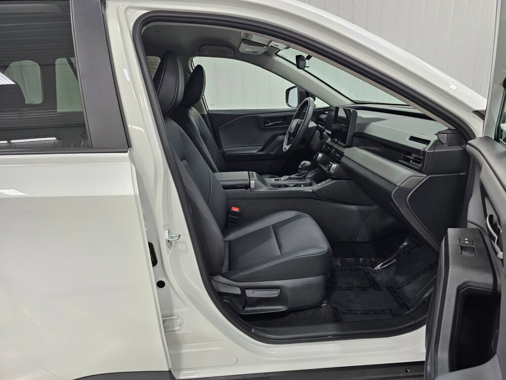 Used 2026 Toyota RAV4 XLE Premium AWD/4WD image 17