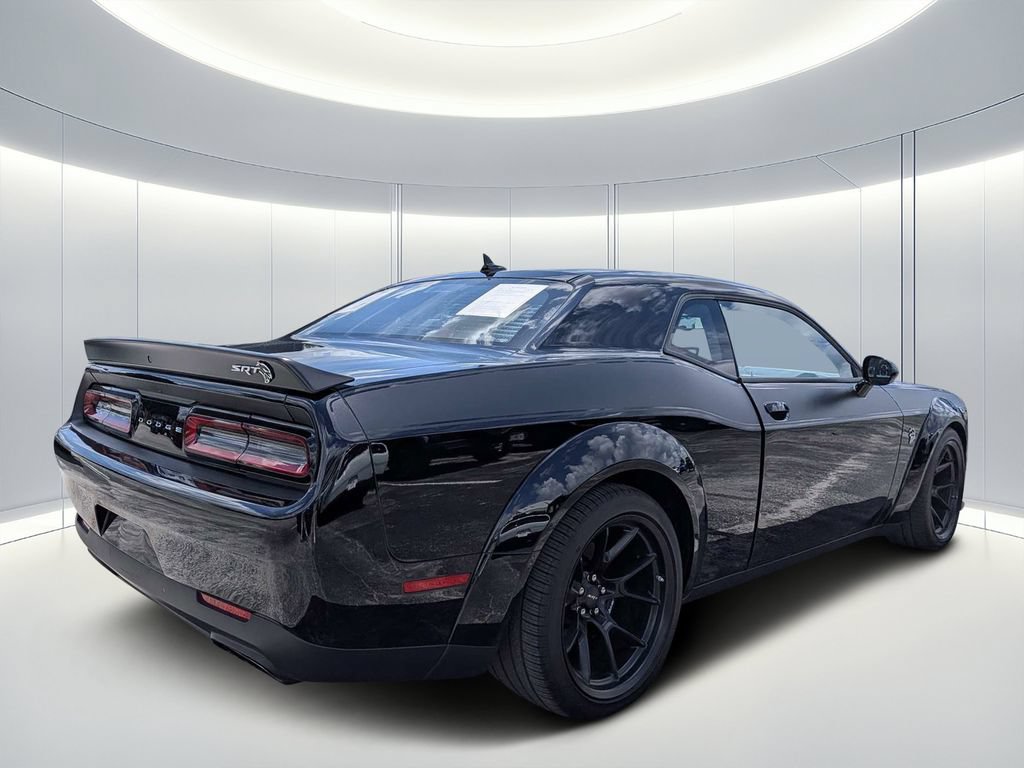 Used 2023 Dodge Challenger SRT Hellcat RWD image 4