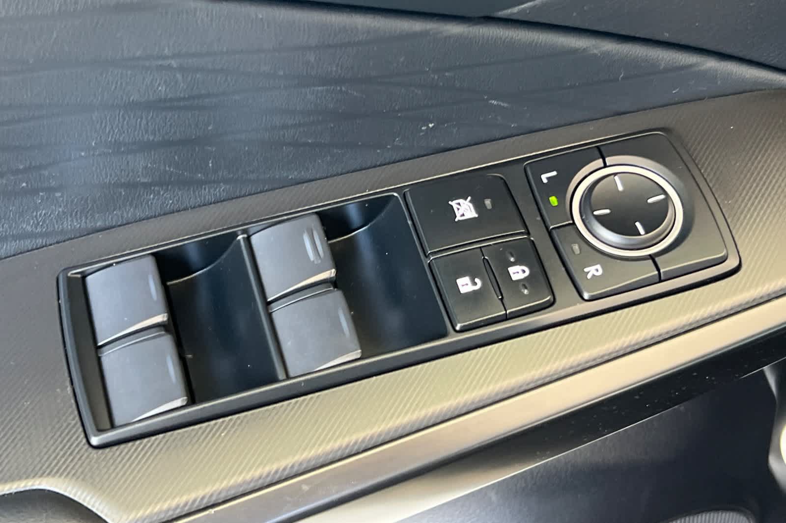 Used 2024 Lexus IS 350 F Sport RWD image 13