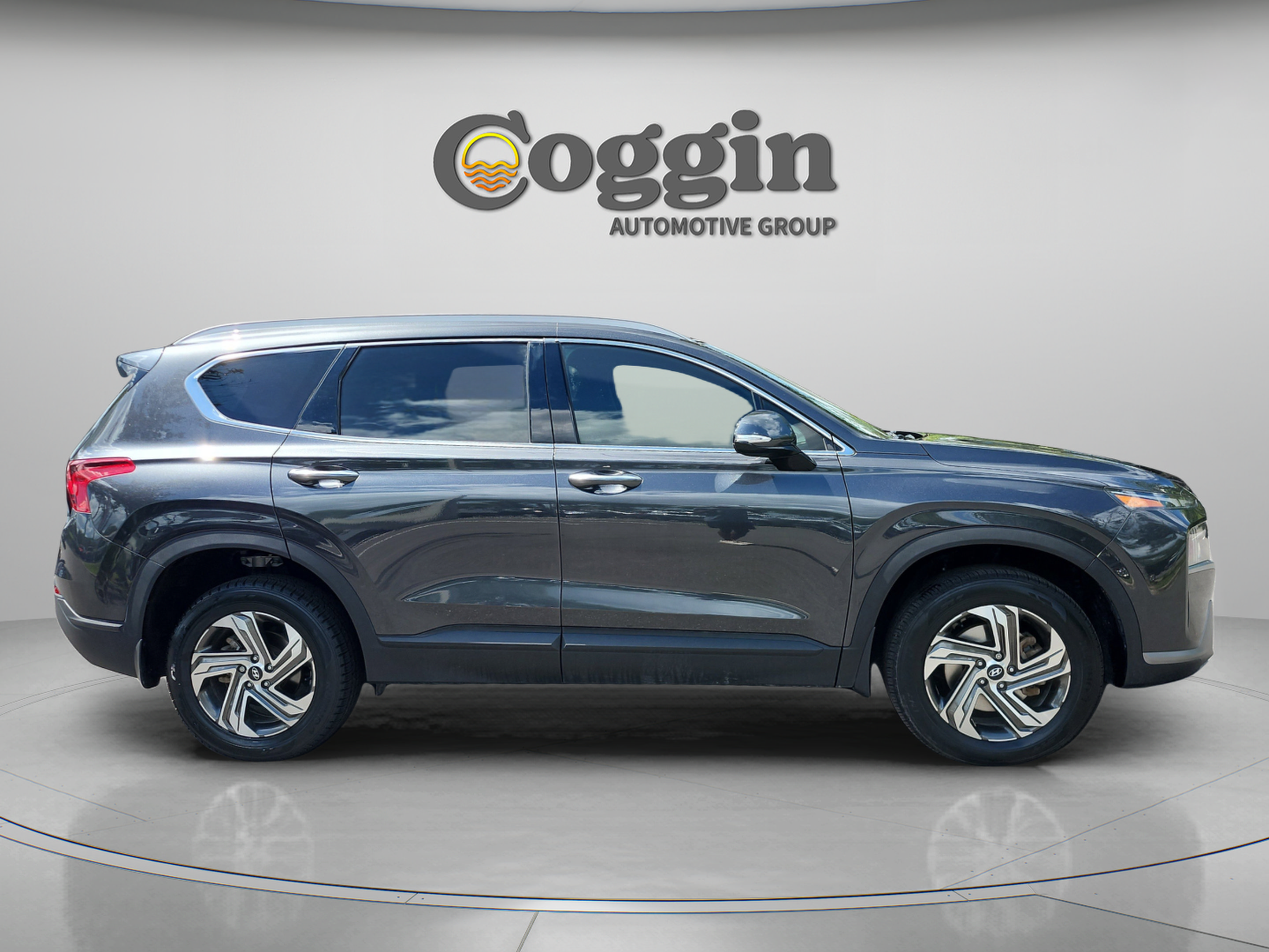 Certified 2023 Hyundai Santa Fe SEL w/ Cargo Package AWD/4WD image 6
