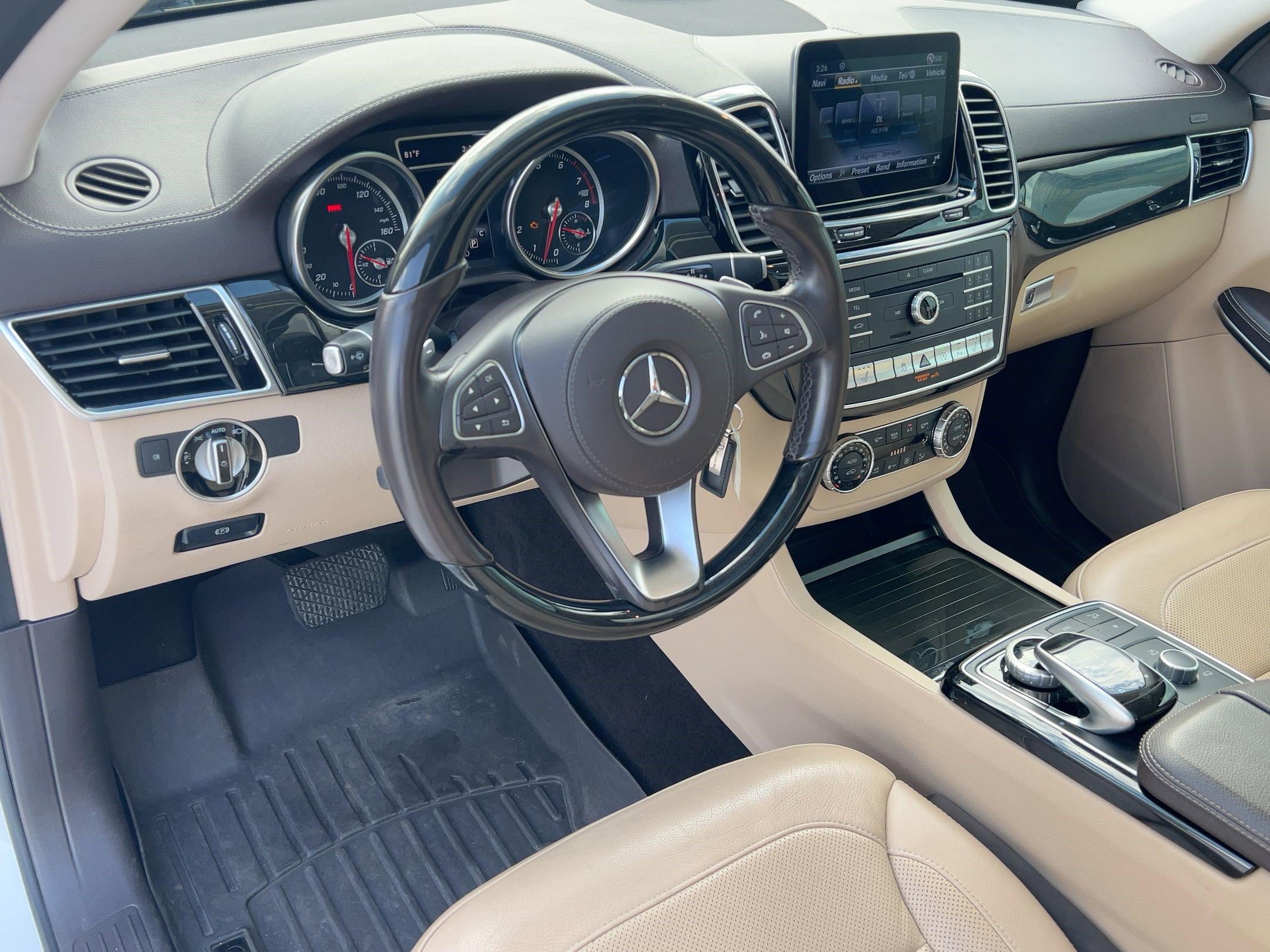 Used 2019 Mercedes-Benz GLS 550 4MATIC w/ Driver Assistance Package image 4