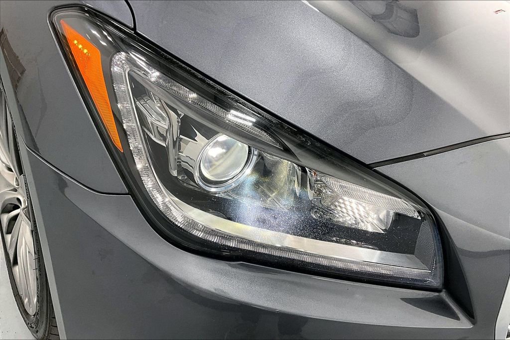 Used 2015 Hyundai Genesis 5.0 w/ Option Group 05 image 38