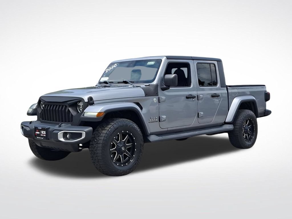 Used 2020 Jeep Gladiator Overland w/ Dual Top Group AWD/4WD image 32