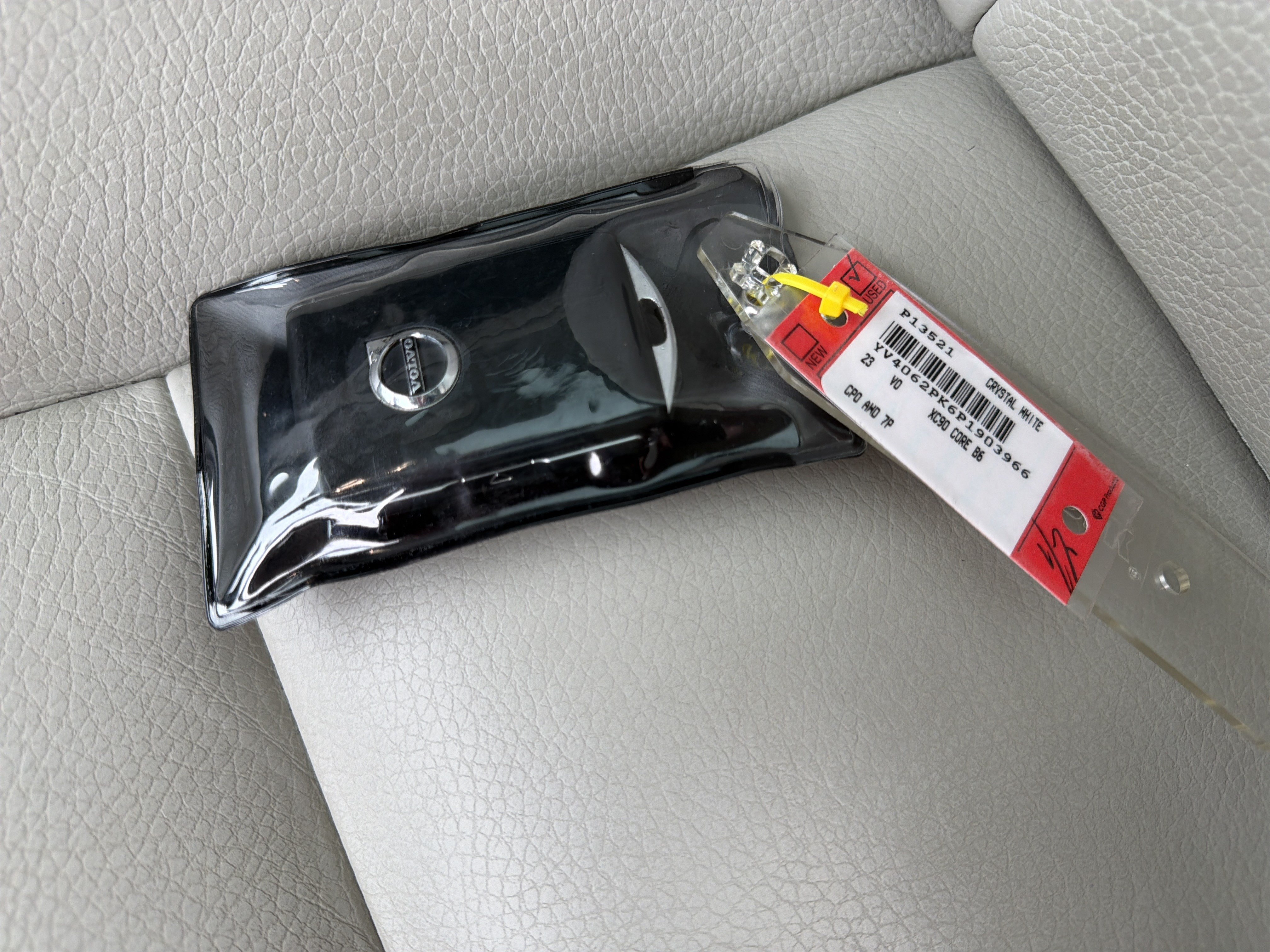 Certified 2023 Volvo XC90 B6 Core AWD/4WD image 38