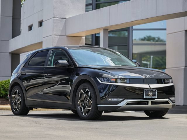 Used 2024 Hyundai Ioniq 5 SEL RWD image 1