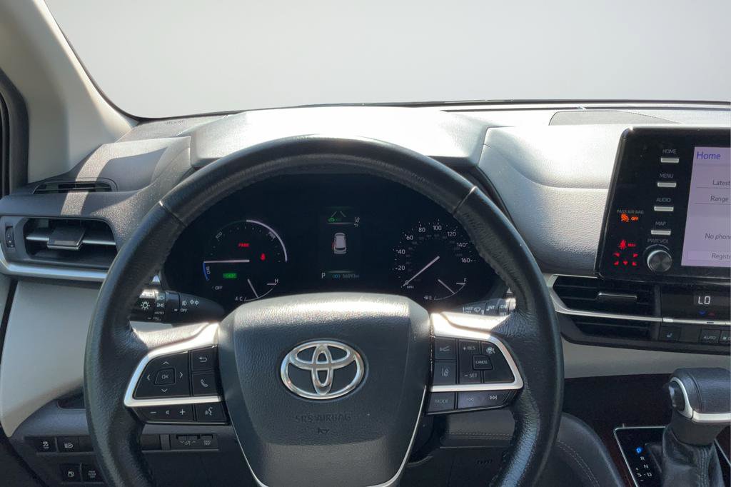 Used 2022 Toyota Sienna XLE FWD image 14