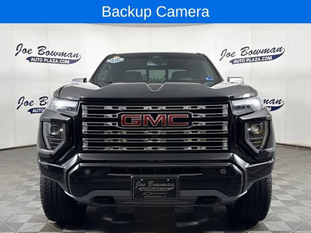 Used 2024 GMC Canyon Denali image 3