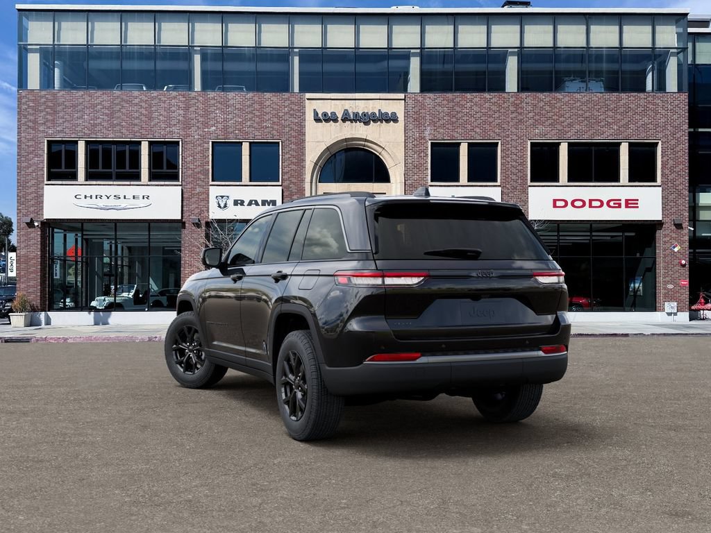 New 2026 Jeep Grand Cherokee Altitude AWD/4WD image 3