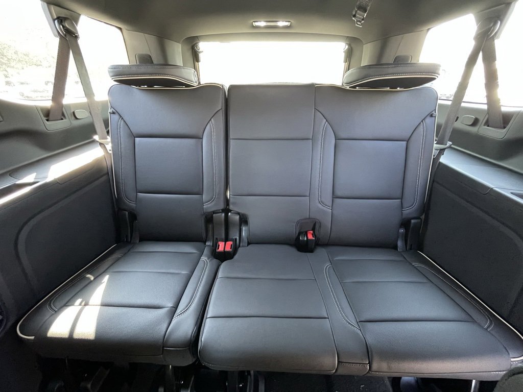 New 2026 Chevrolet Suburban Premier w/ Sun And Tow Package image 27