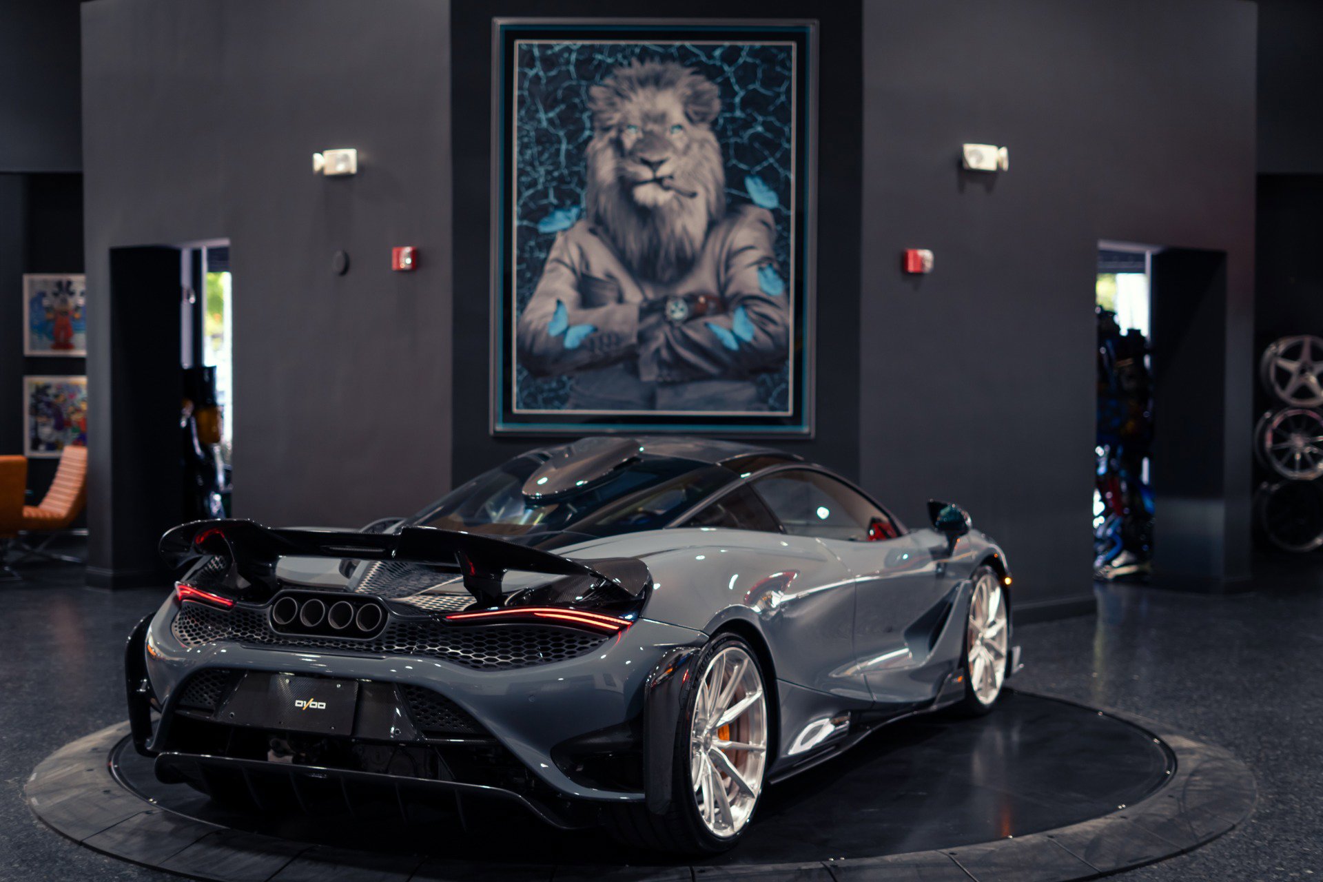 Used 2021 McLaren 765LT RWD image 47