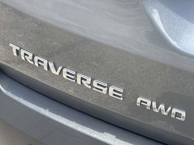 Used 2021 Chevrolet Traverse LT w/ LPO, Floor Liner Package AWD/4WD image 11