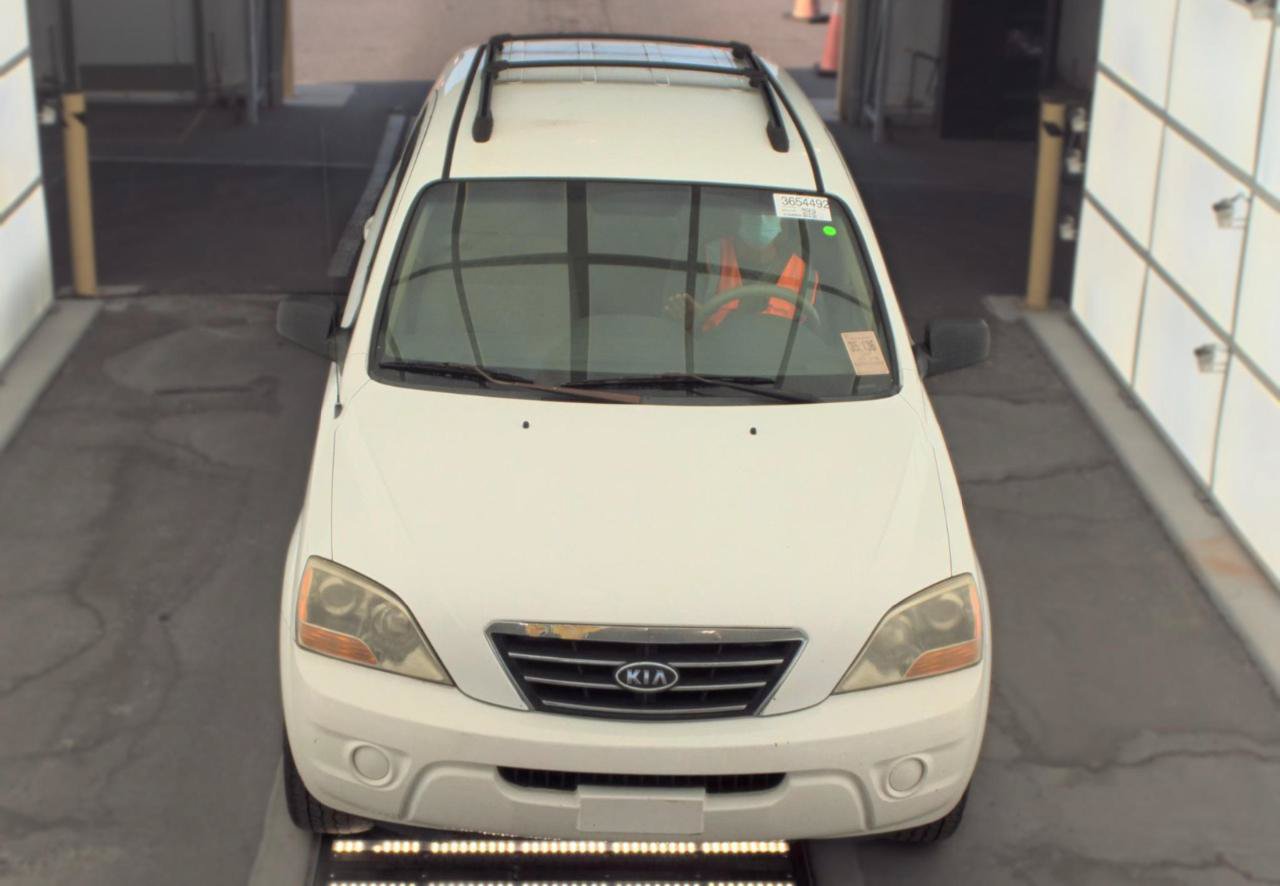 Used 2007 Kia Sorento 2WD image 2