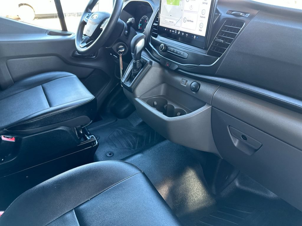 Certified 2023 Ford Transit 250 Medium Roof RWD image 15