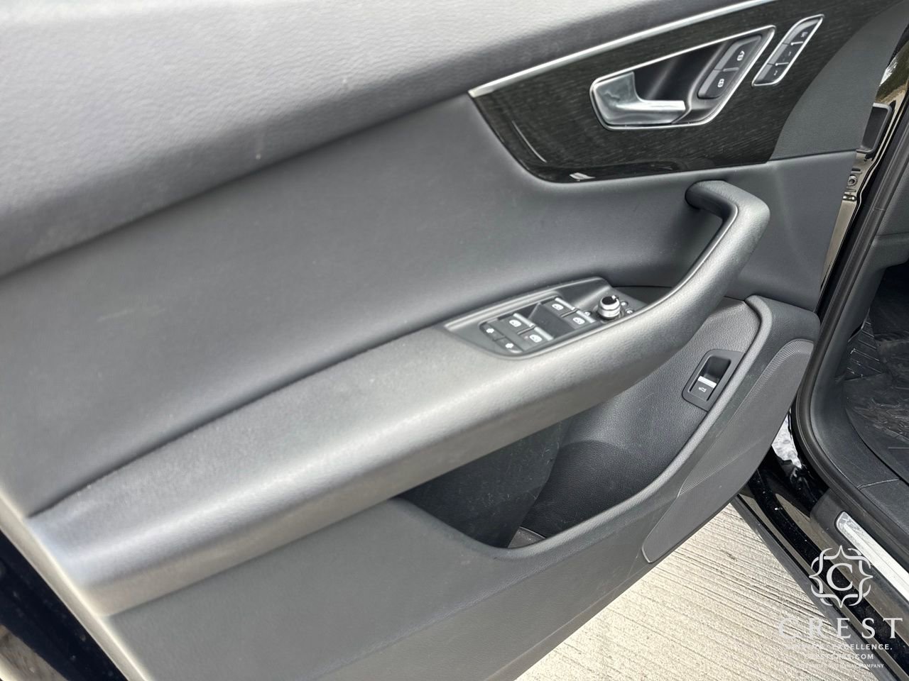 Used 2021 Audi Q7 3.0T Premium w/ Convenience Package image 9