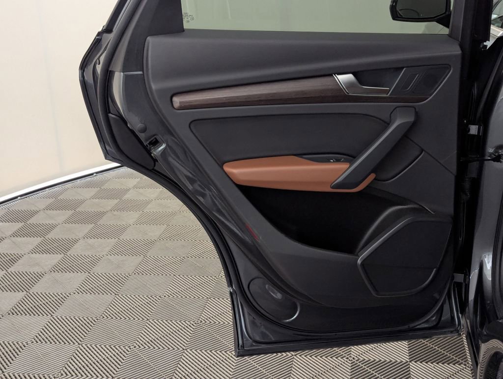 Used 2022 Audi Q5 2.0T Premium w/ Convenience Package image 86