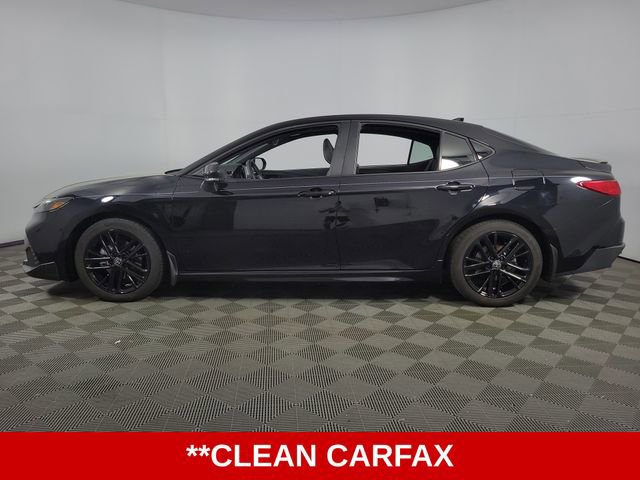 Used 2025 Toyota Camry SE image 5