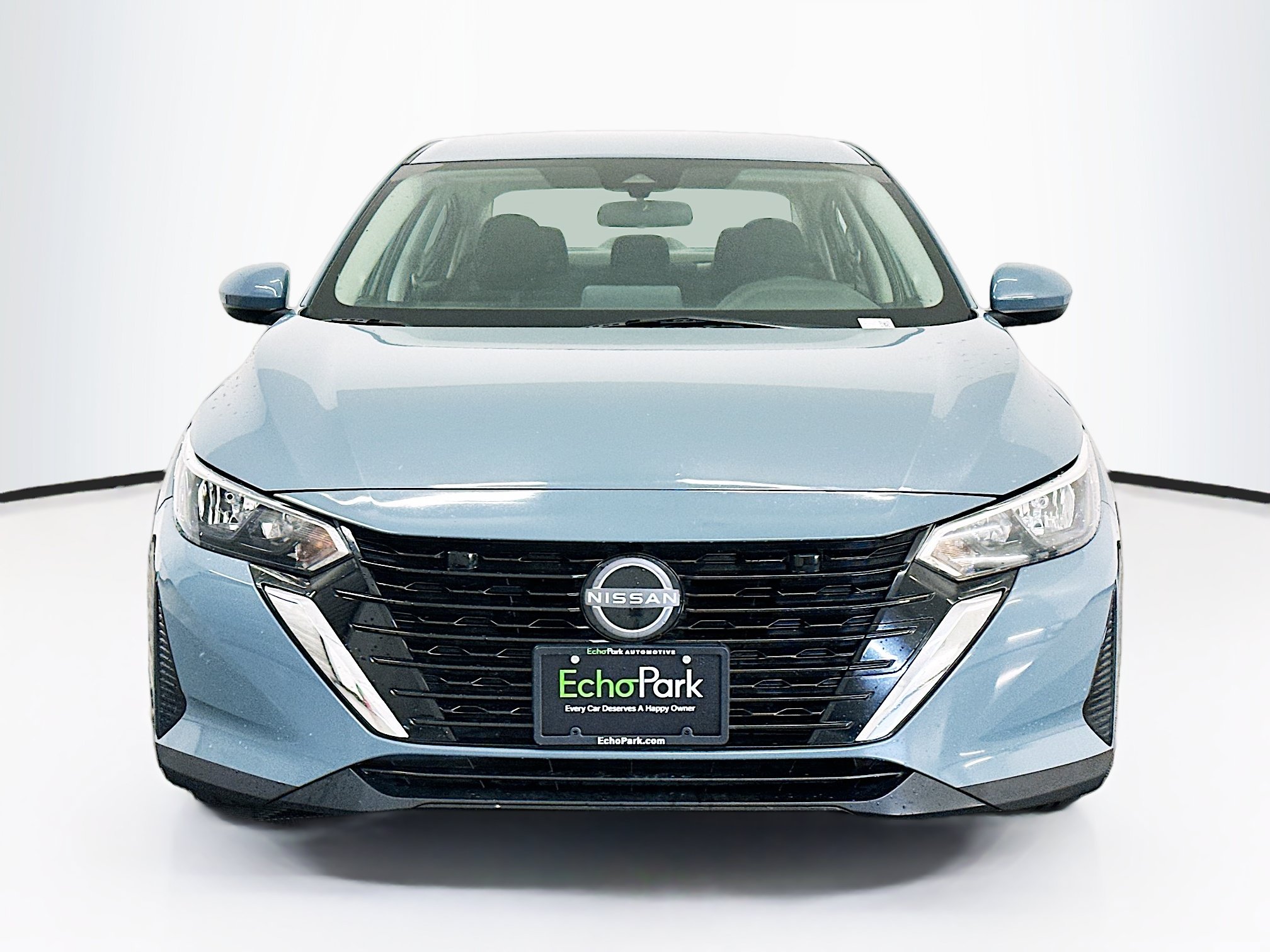 Used 2024 Nissan Sentra SV FWD image 2