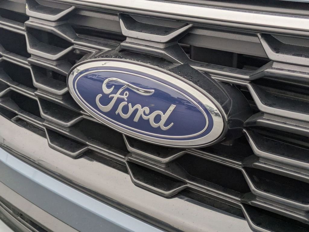 New 2026 Ford Escape ST-Line w/ Cold Weather Package image 11