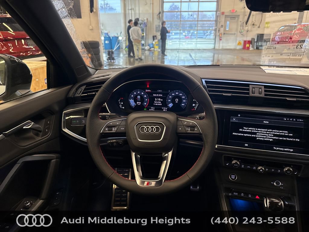 Used 2025 Audi Q3 2.0T Premium Plus w/ Premium Plus Package image 15