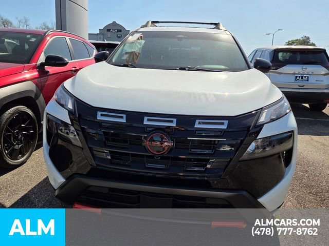 Used 2025 Nissan Rogue SV image 16