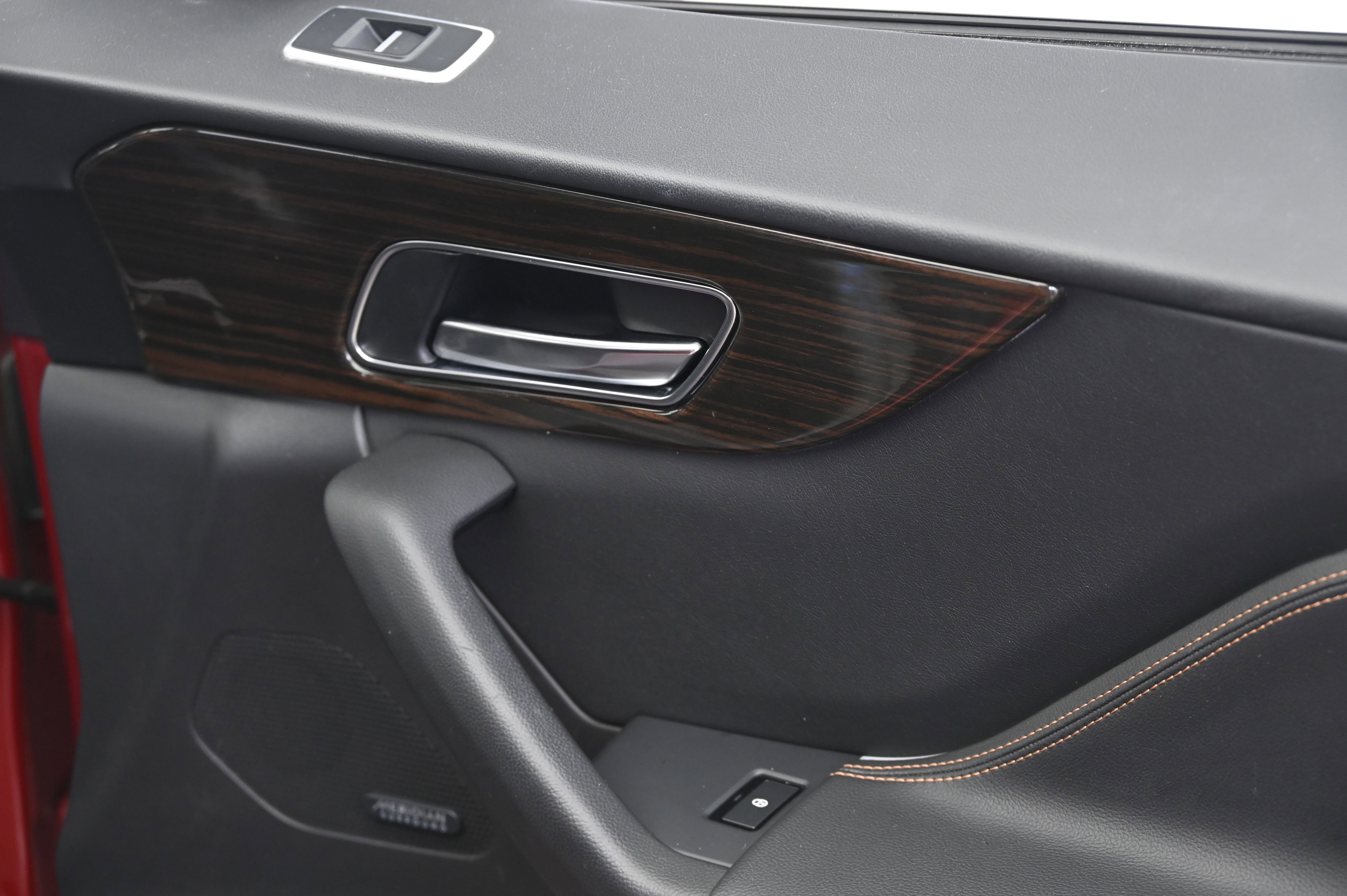 Used 2020 Jaguar F-PACE Prestige image 21