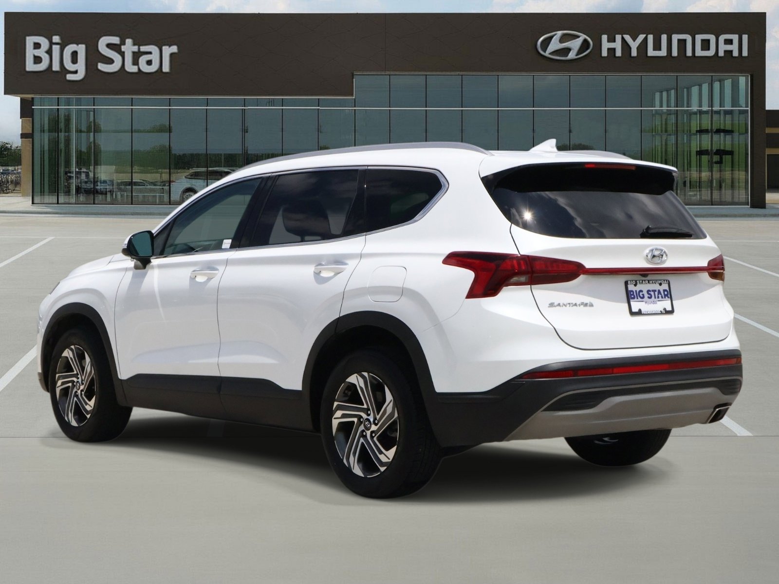 Certified 2023 Hyundai Santa Fe SEL FWD image 3