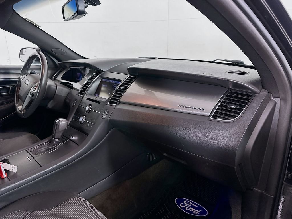 Used 2013 Ford Taurus SEL image 25