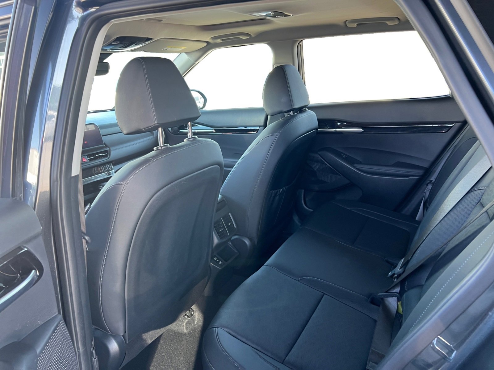 Used 2024 Kia Seltos EX image 13