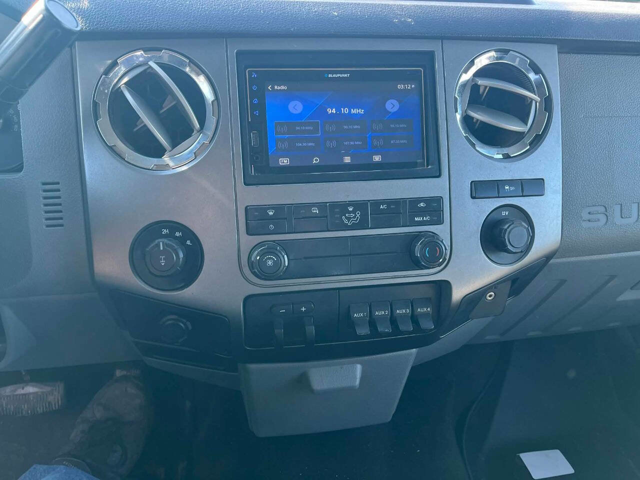 Used 2011 Ford F350 XLT w/ Skid Plate Pkg image 8