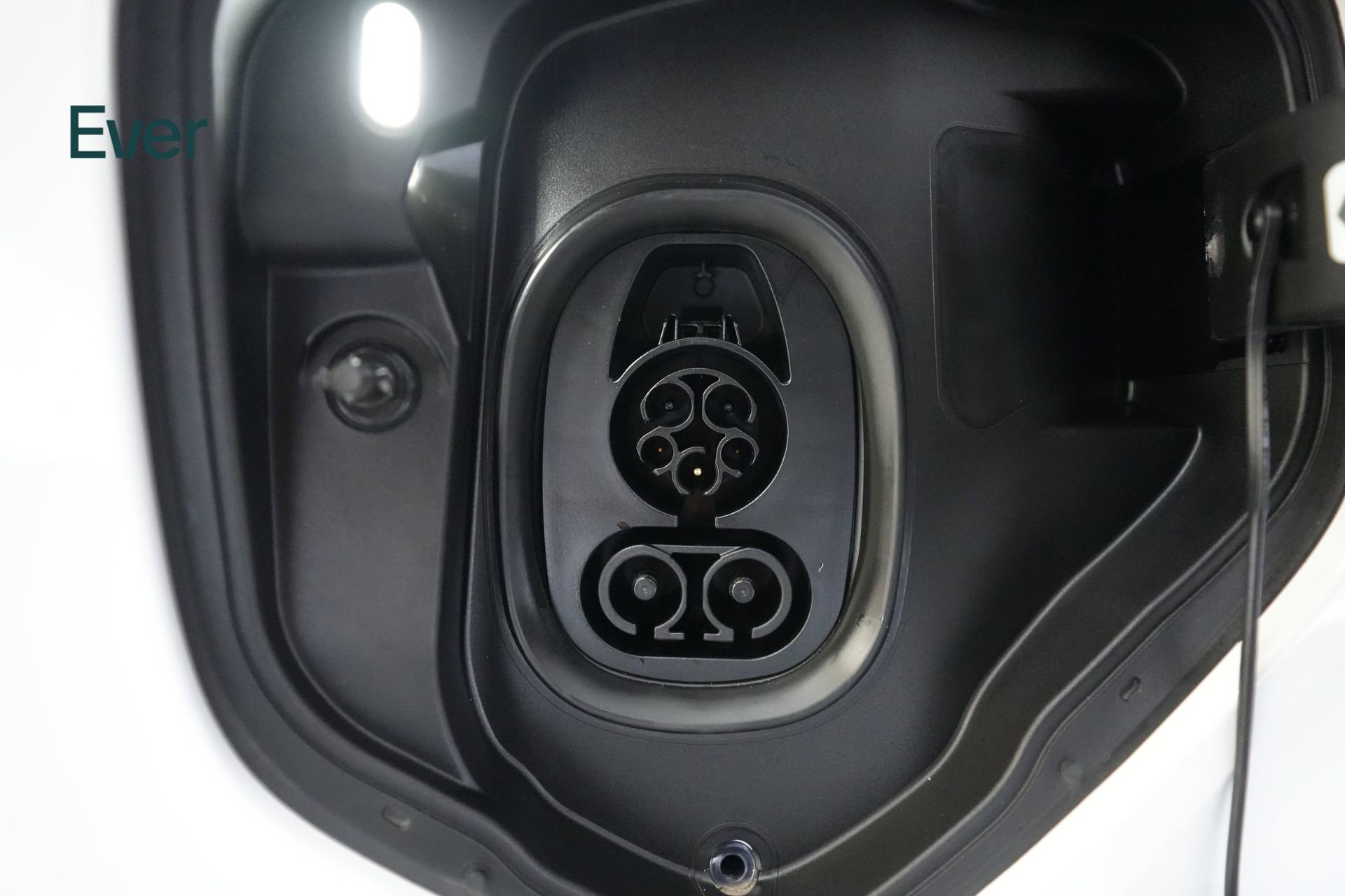 Used 2025 Volkswagen ID. Buzz Pro S image 10