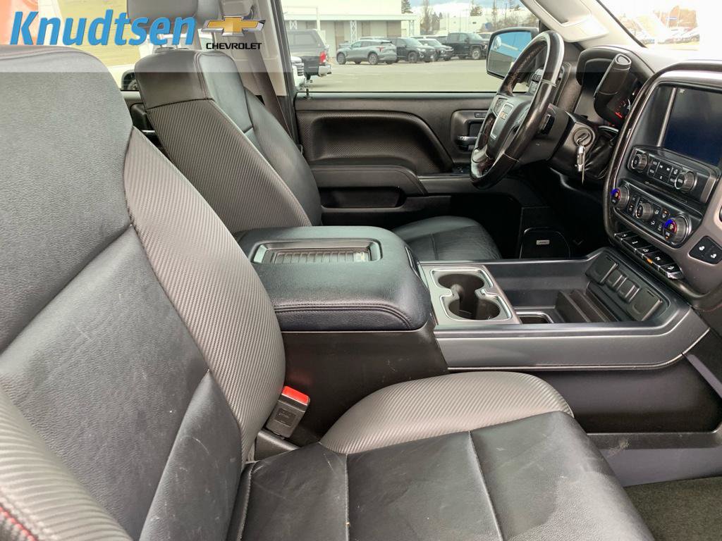 Used 2016 GMC Sierra 2500 SLT w/ All-Terrain HD Package image 12