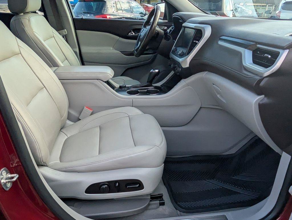 Used 2017 GMC Acadia SLT AWD/4WD image 60