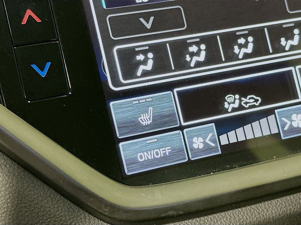 Used 2023 Subaru Ascent Onyx Edition image 28